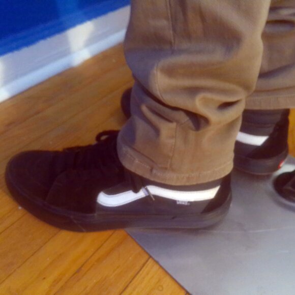 Men's Puma Jacket, Size XL, Black, White and Red - Picture 8 of 14